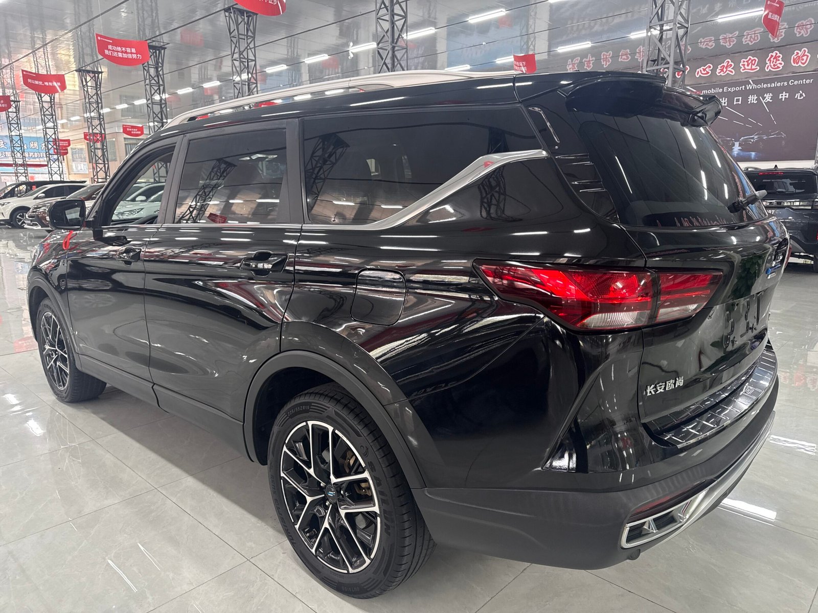 Changan Oshan COS7° 2.0T 2019 Used Mid-size SUV (Black) - Image 6