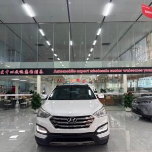 Hyundai Tucson 2.4L 2013 Used Compact SUV (White)
