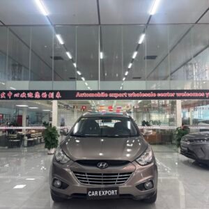 Hyundai ix35 2.0L 2011 Used Compact SUV (Gold)