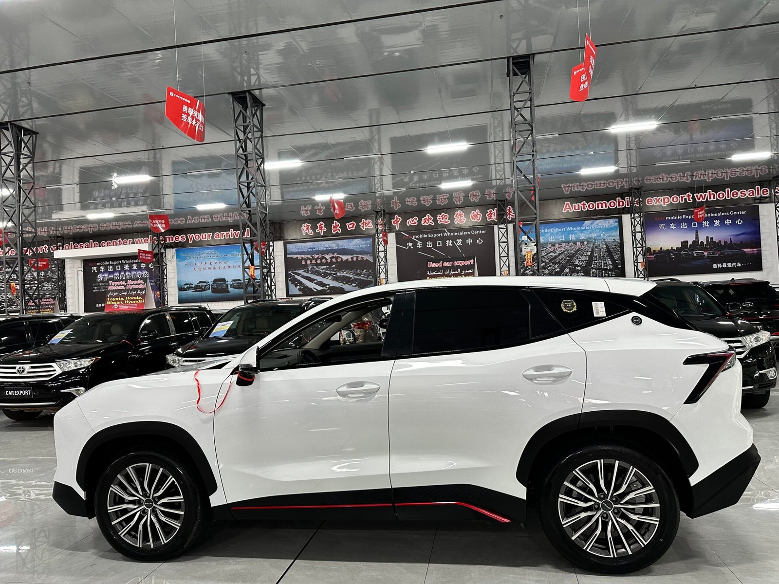 Jetour Dasheng 1.5T 2024 Used Compact SUV (White) - Image 3