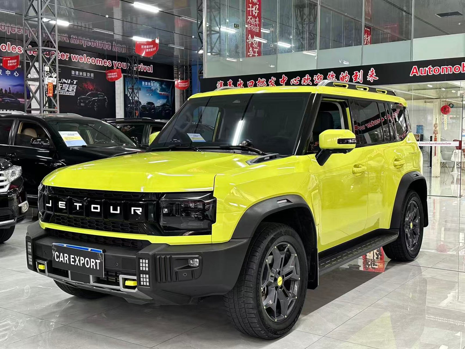 Jetour Traveller 2.0T 2023 Used Off-road SUV (Neon Green) - Image 3