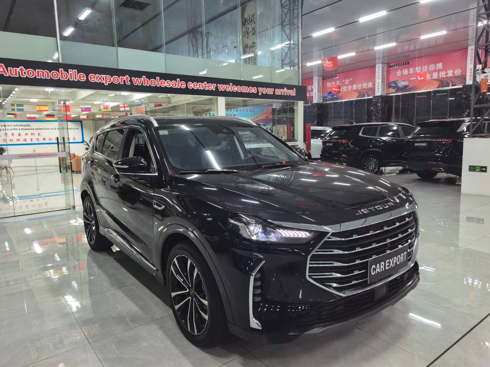 Jetour X70 Plus 1.6T 2021 Used Mid-size SUV (Black) - Image 5