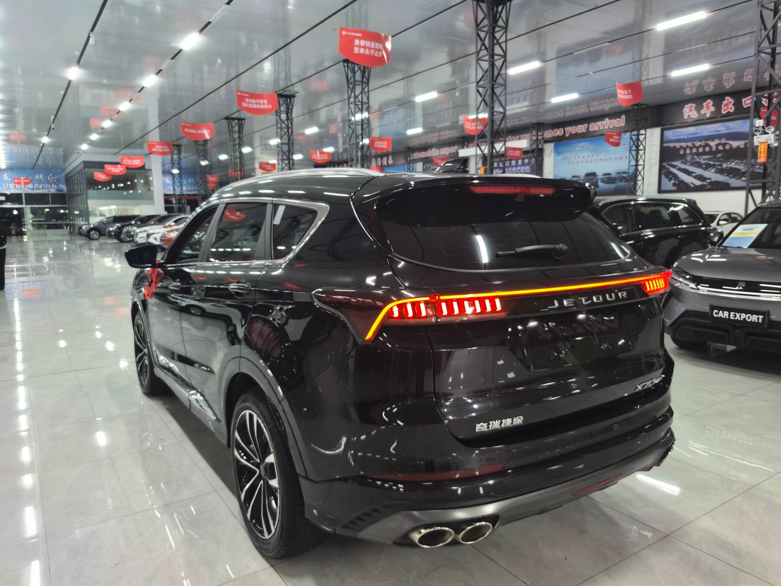 Jetour X70 Plus 1.6T 2021 Used Mid-size SUV (Black) - Image 8