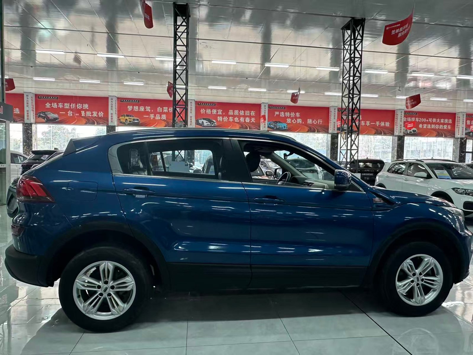 Qoros 5 1.6T 2018 Used Compact SUV - Image 6