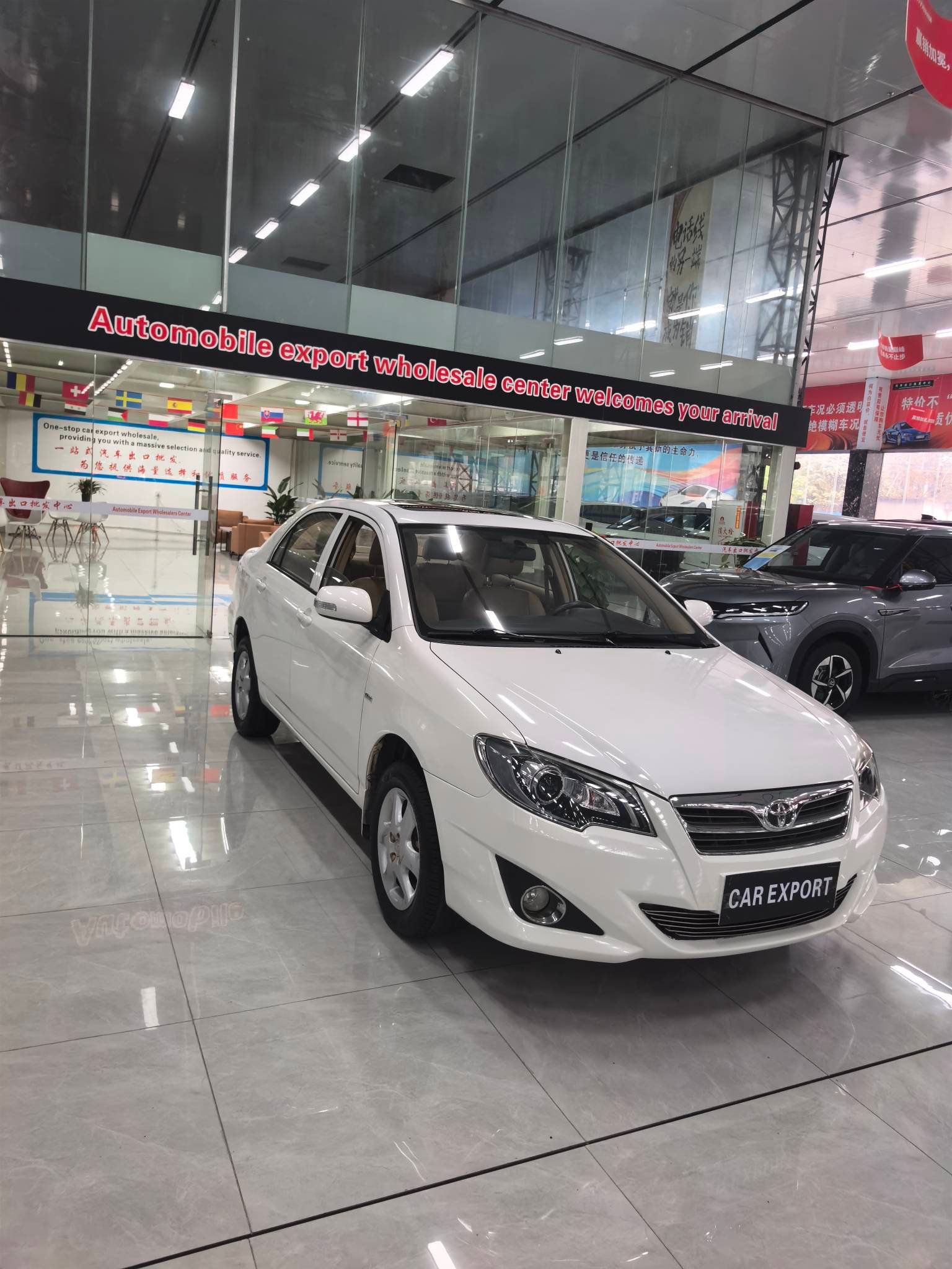 Toyota Corolla 1.6L 2014 Used Compact Sedan (White) - Image 5