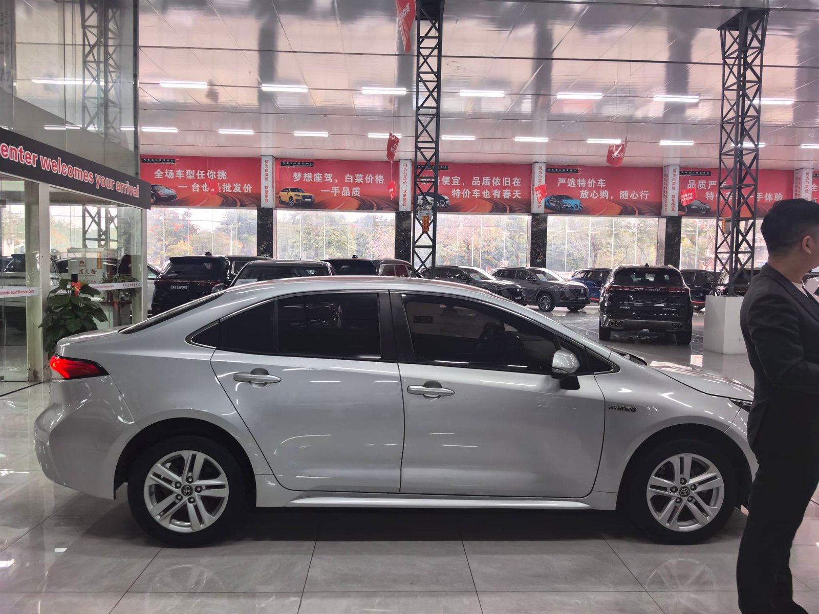 Toyota Corolla Hybrid 1.8L 2020 Used Compact Sedan (Silver Gray) - Image 6