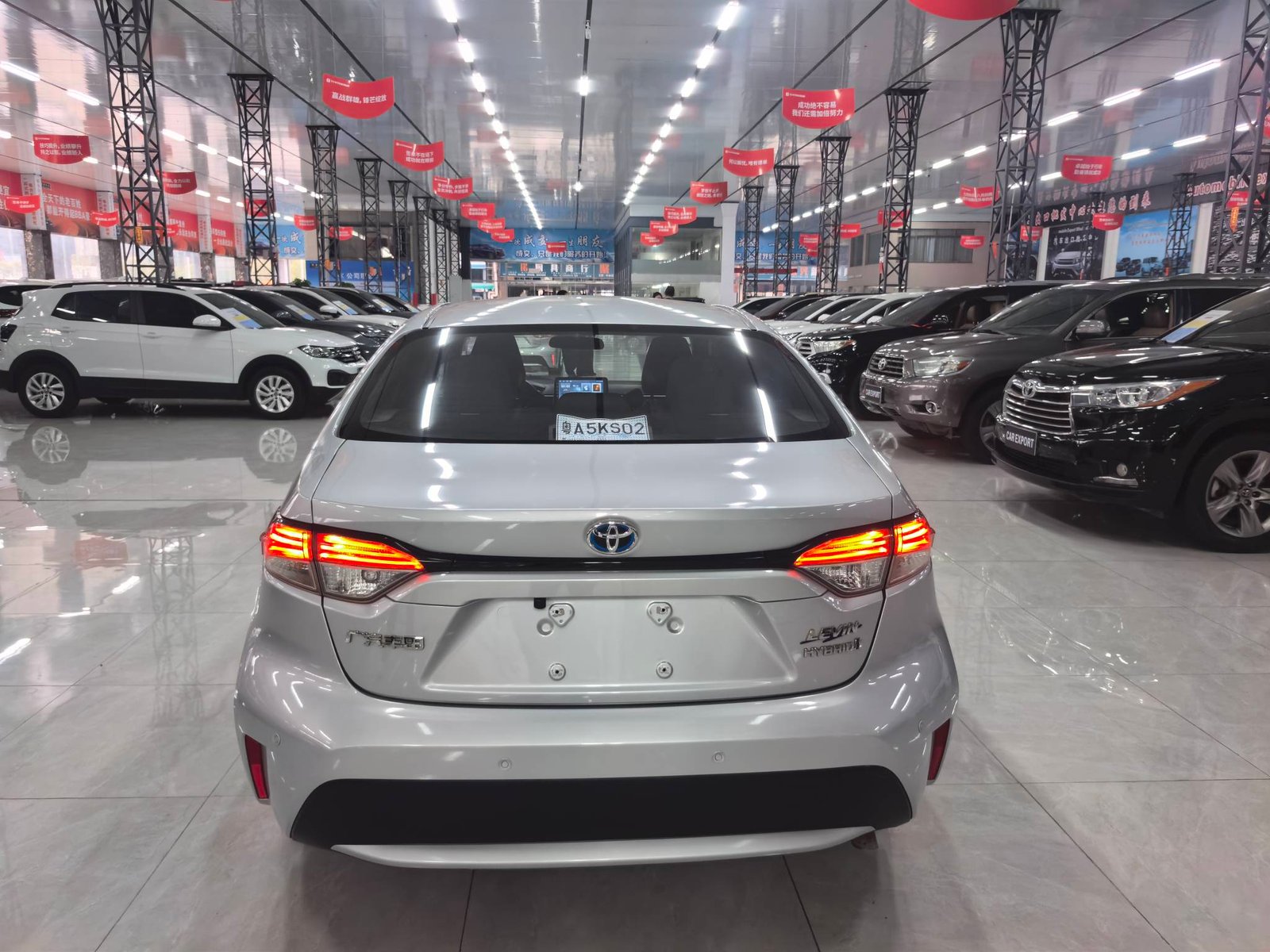 Toyota Corolla Hybrid 1.8L 2020 Used Compact Sedan (Silver Gray) - Image 8