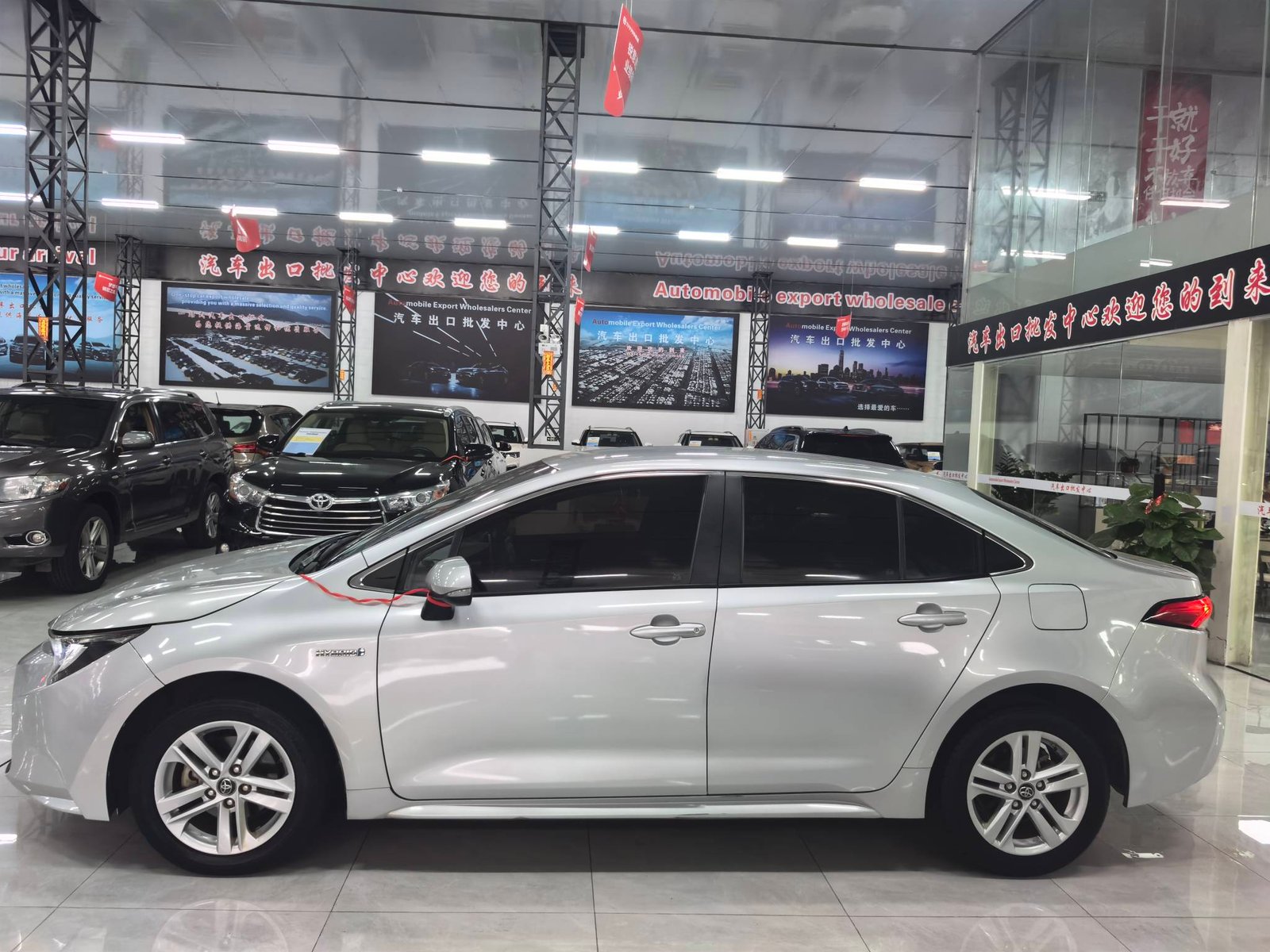 Toyota Corolla Hybrid 1.8L 2020 Used Compact Sedan (Silver Gray) - Image 4