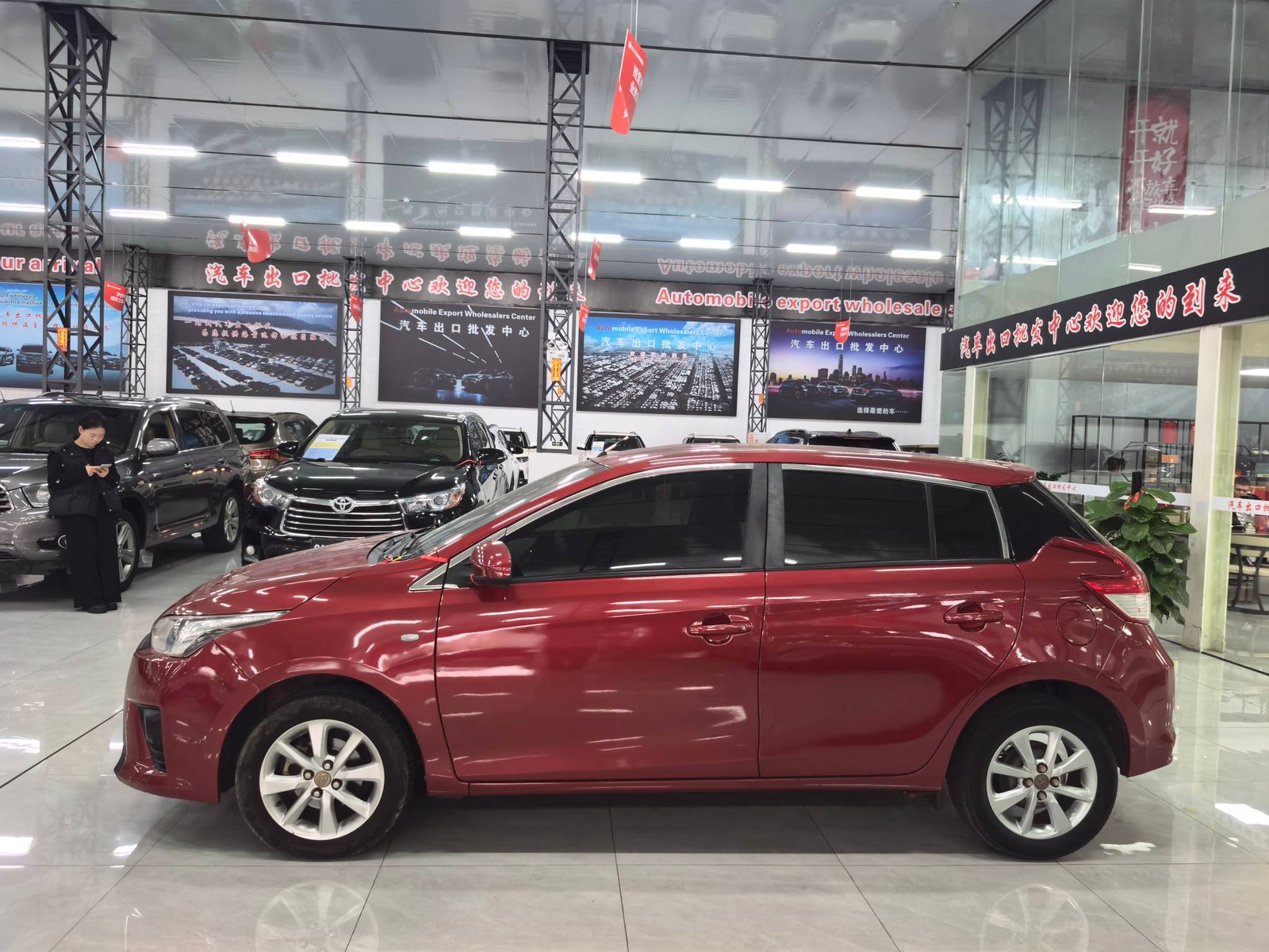 Toyota Yaris L 1.3L 2014 Used Compact Sedan (Red) - Image 4