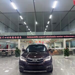 BYD S7 2.0T 2015 Used 7-Seater Mid-size SUV (Brown)