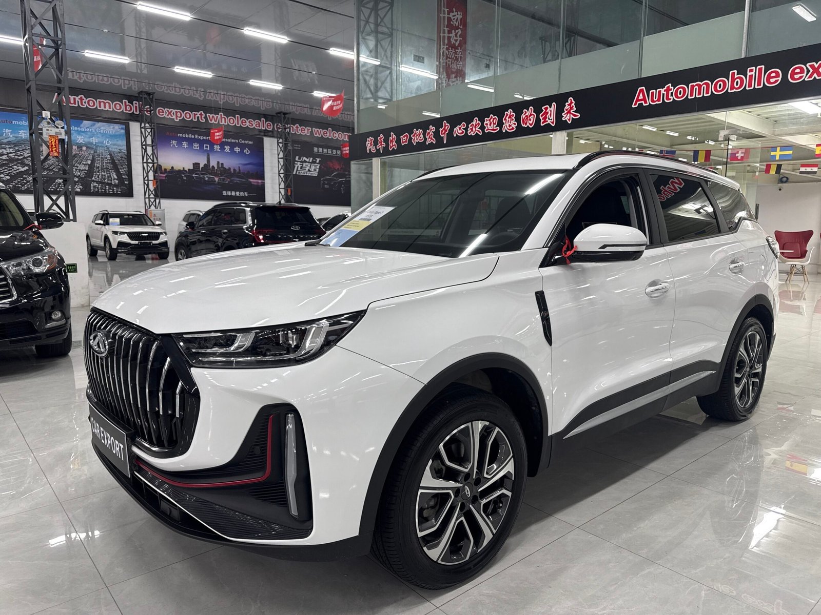 Chery Tiggo 7 PLUS 1.5T 2023 Used 5-Seater Compact SUV (White) - Image 3