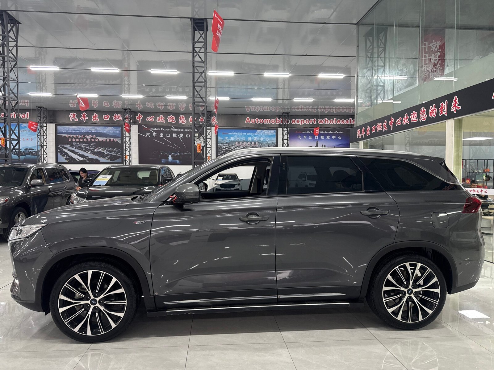 Changan Oshan X7 Plus 1.5L 2020 Used Mid-size SUV (Gray) - Image 3