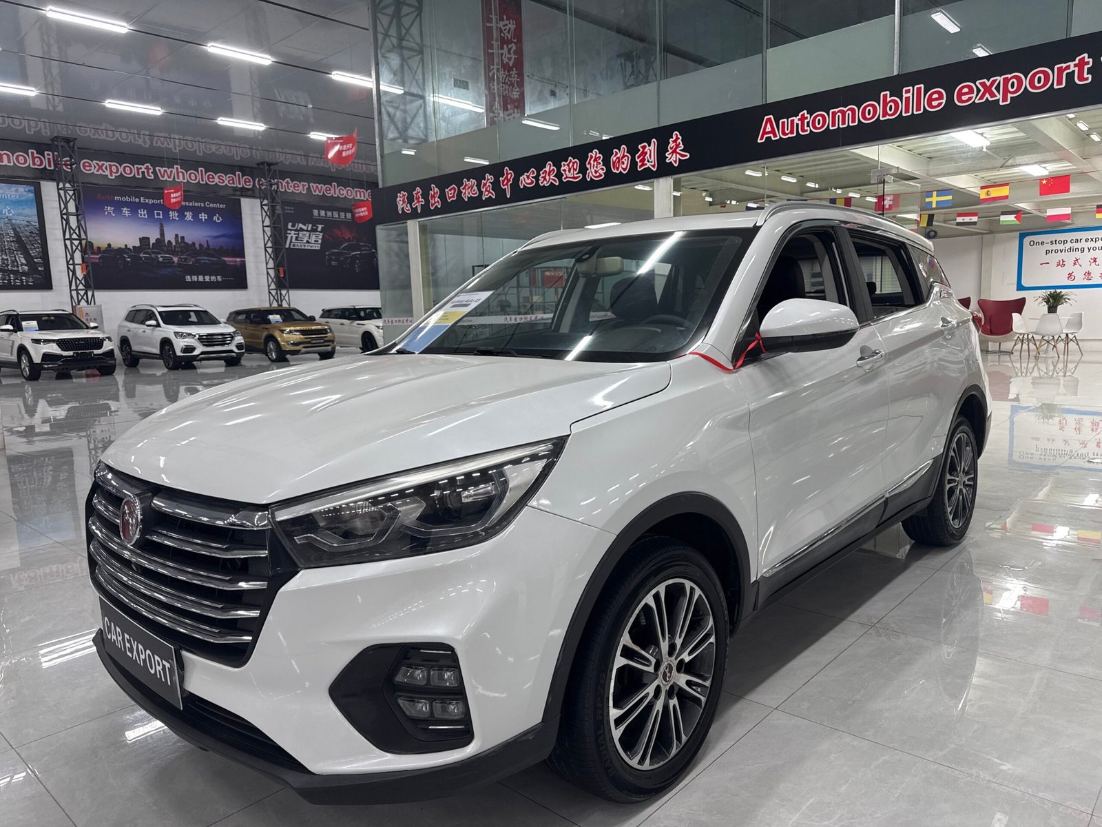 Hanteng X5 1.5T 2019 Used 5-Seater Compact SUV (White) - Image 3