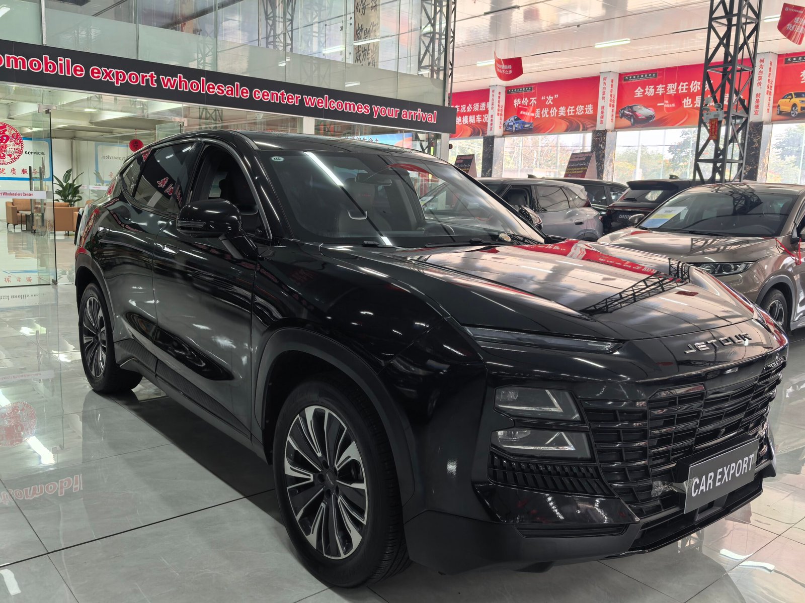 Jetour Dasheng 1.6T 2022 Used 5-Seater Compact SUV (Black) - Image 4