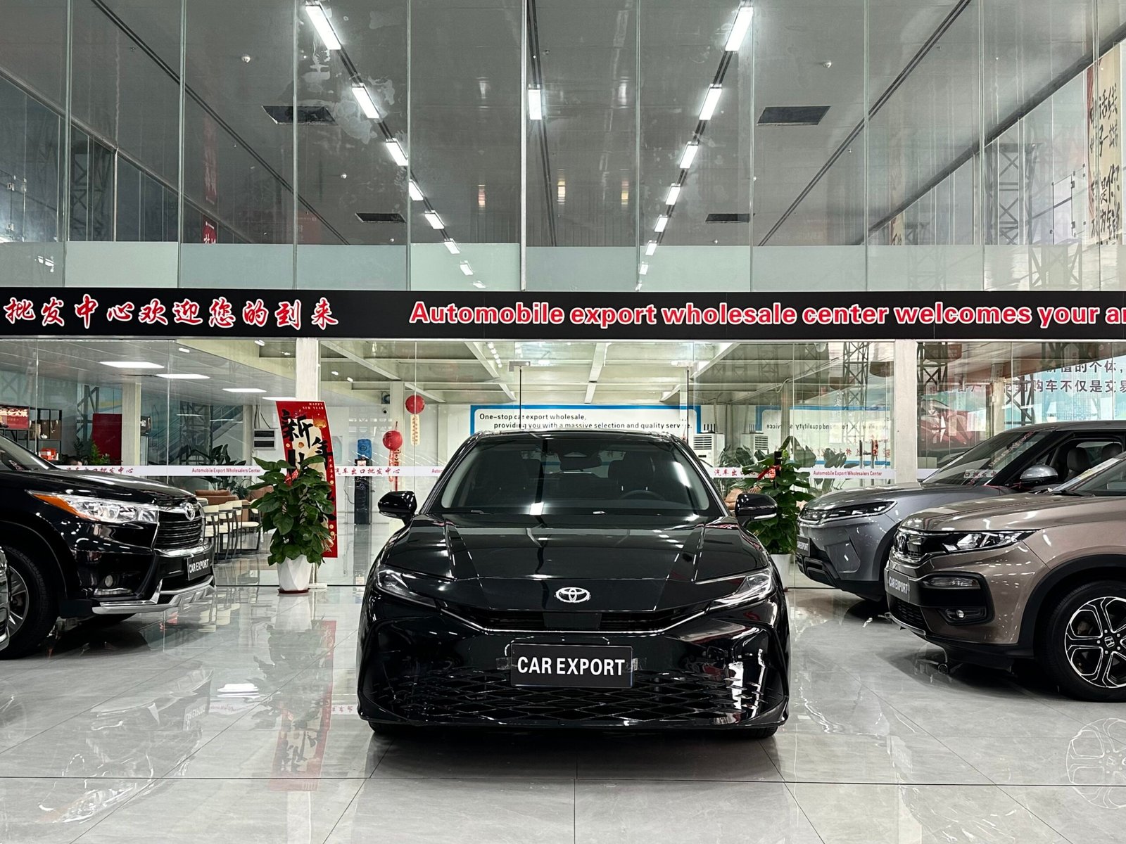 Toyota Camry 2.0L 2024 Used 5-Seater Sedan (Black)