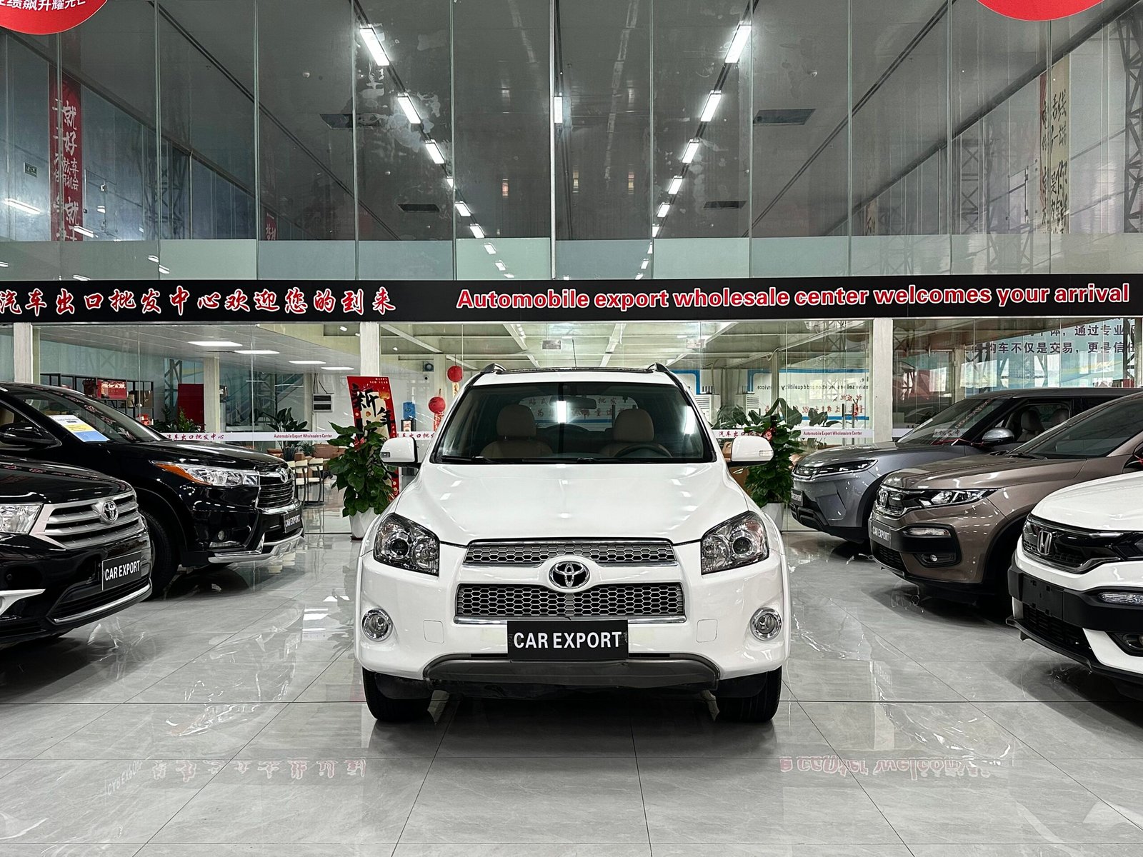 Toyota RAV4 2.0L 2013 Used 5-Seater Compact SUV (White)