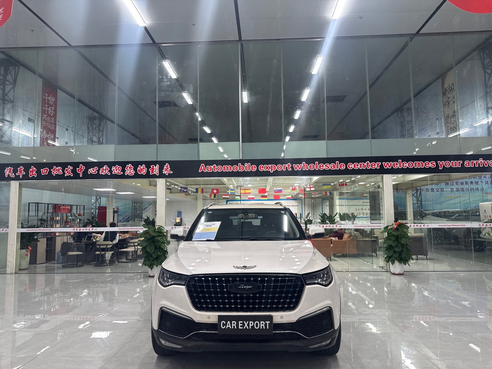Zotye T700 1.8T 2018 Used 5-Seater Mid-size SUV (White)